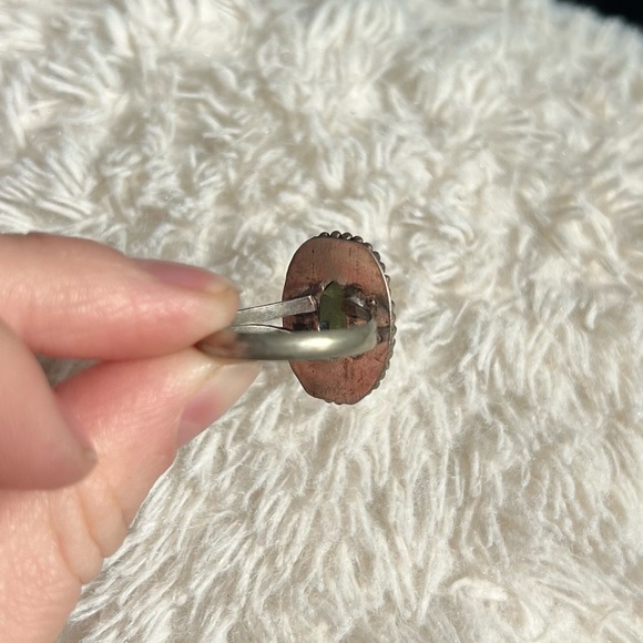 Vintage Silver Ring - Picture 5 of 16